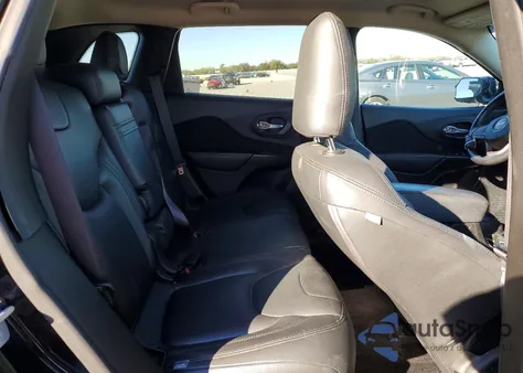 2015 Jeep Cherokee Latitude z USA, uszkodzony, nr VIN 1C4PJMCS7FW773442